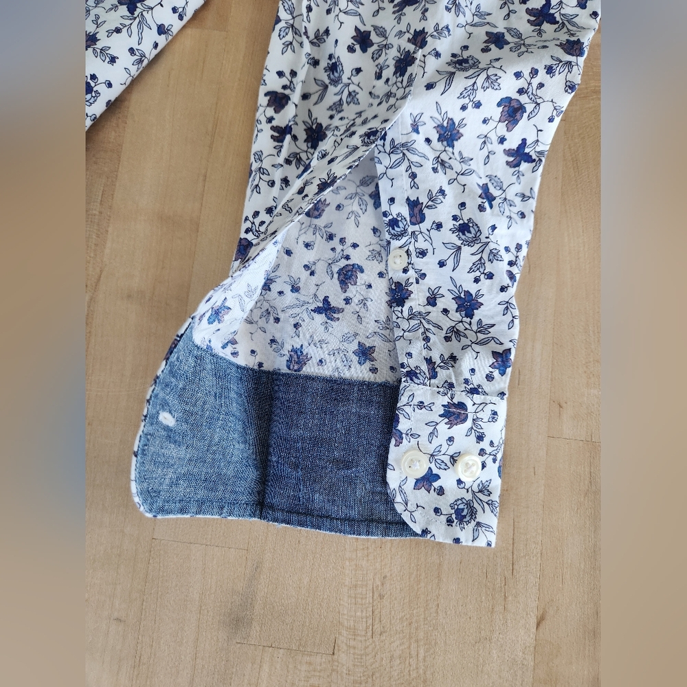 Banana Republic Stretch Softwash Floral Shirt - Picture 6 of 7